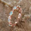 Anello solitario caoshi anello nuziale femminile elegante con pietra opale simulata aggraziata delicata design accessori per dita per fidanzamento partyl231220