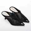 スリッパ夏エレガントなハーフスリッパの女性Mulesラインストーンポインドトウメッシュハイヒールサンダル快適なミッドヒール女性用靴