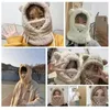 Basker Winter Cartoon Bear Ear Lamb Hat With Mask Thicked Protection Skallies Beanies for Women Girl Söt varm plyschuppsättning