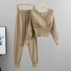 Pantalon de deux pièces pour femmes Survêtement élégant Sexy deux pièces ensemble femmes style coréen côtelé tricoté haut sans dos et long sarouel costume automne tenues y2k 231219