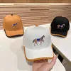 Cap Tasarımcı Cap Casquette Luxury Hat Tasarım Hayvan Düz Renk Tasarım Şık Üst düzey Mizaç Çok Yönlü Kız Doğum Günü Hediye Noel Hediyesi Çok Güzel