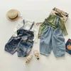 Byxor baby och flickor bomull lösa härliga blommiga tryckta jeansskolor barn hängslen denim pant barn botten outfit 2-8 år