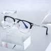 CH Cross Solglasögon Frames Designer Luxury Chromes Mens Half Frame Business Titanium Alloy Eyeglass Casual Matchade Myopia Glasses Heart 2024 Högkvalitativ JZ5A