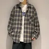 Plaid anime shirts voor mannen blouses heren designer kleding zomer Koreaans manga festival flanel jassen streetwear 231221