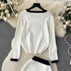2024 Spring Korean Knickad o-hals Tvåverk set kvinnor långärmad blomma tröja + elastisk midja lång kjol kostymer kläder