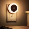 SMART LED Night Light: Slå automatiskt på/av för energibesparing i sovrum, badrum, kök mer!