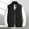 Gilet da uomo Gilet da uomo invernale Giacca senza maniche imbottita in cotone con cerniera Cappotto con colletto alla coreana per abbigliamento casual addensato caldo solido