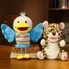 Peluches animaux jouets main doigt marionnette Kawaii poupées éducatives bébé canard ours Dragon léopard enfants cadeau 231220