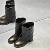 Bottes courtes en cuir et velours pour femmes, Design métallique, talon haut, cheville, bout pointu, manchette solide, hiver 2023, 231220