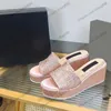 Womens Slingbacks Dress Shoes Designer Wedge Platform Heels Sandals Slip On Slippers With Strass Slides Pink Black Blue Quilted Texture Mules Outdoor Beach Shoes