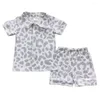 Set di abbigliamento all'ingrosso abbondante abbottonatura baby boy maniche corte cardigan grigio leopardo pantaloncini per bambini set per bambini