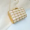 2023 Gold Box Bag Diamond Vrouwen Clutch Crystal Party Handtas Dames Banket Portemonnee Mode Pochette Prom Avondtasje 231220