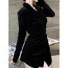 Mexzt Vintage koszula czarne aksamitne bluzki Koreańskie eleganckie fałdy Odkręć kołnierz długi rękaw Slim Chic Casual Tops 231220