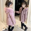 Vexe en velours en peluche Jacket Girls Cabille à capuche Hiverwear Outord Tenage Kid Parka Snowne Suite à l'extérieur Vêtements de coton décontracté 231221