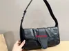 Luxury Small Shoulder Bag In Black Leather Designer Bags With Black Hardware Luxuries Designers Women Bag Fashion Lady Clutch Top Quality Handbags Classic Elements