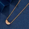 2024 Designer T Family V Gold Acacia Beans and Silver Necklace Female Netizens Simple Temperament Omfle Luxury Clavicle Chain