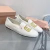 Kadın Loafers Tasarımcı Elbise Ayakkabıları Süet Bowknot Düz Bayan Günlük Ayakkabılar Katırlar Yürüyüş Ayakkabıları Deri Dans Ayakkabıları