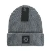 Zimowe hat Designer Beanie Kraciaste Czapki dla mężczyzn Bonnet Keep Grusten Women Wełna czapka czaszka na zewnątrz Vailies Sports Failies Fashion Letter Elastic wygodne B-16