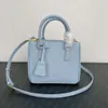 Designer handväska kvinnor tote väska lyxhandväskor mini axel väska läder tygväska lady crossbody väska klassiska casual purses shopping väskor handväska dicky0750