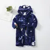 Dessin animé pour enfants Robe Flanelle Pain de peignoir à manches longues Hooded Kids Bath Robe charmant animal enfant garçon filles robes Kids Vêtements 231221