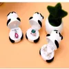 Einfache sieben niedliche Tier-Ringbox aus Kunststoff mit Beflockung, Schmuck-Display, Ohrstecker-Etui, schwarz-weißer Panda-Jewerly-Container, 232 V