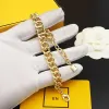Designer Men Charm Armband Pendant Halsband Guldsmycken Set Women Luxury Halsband Tjocka kedjearmband Juveler-uppsättningar med låda med Box G231227PE-3