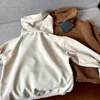 디자이너 후드 3D 자수 편지 커플 후드 더디가 가을 가을 겨울 느슨한 중간 길이 남자와 여자의 트렌디 한 두꺼운 까마귀 코트