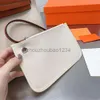 مصمم حقيبة Herbagity 5A حقائب الجودة حقيبة مصممة لأجهزة iPad Canvas Witleather Totes كبيرة السعة الشهيرة حقيبة اليد الشهيرة حقيبة حقائب حضرية أبيض العمال