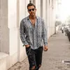 Fashion Men Snake Print Shirt Loose Long Sleeve mannelijke tops Shirts Spring Summer Comfortabele casual vakantiekleding voor heren 231220