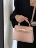럭셔리 디자이너 토트 백 셀 키어 품질 핑크 핸드 헬드 가방 겨울을위한 인기있는 싱글 어깨 크로스 바디 백