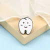 Süße Cartoon Zahn Emaille Pins Weihnachten Zahnarztzahnbroschen Revers -Stecknadelzubehör für Zahnarzt Schwester Schmuck Geschenk