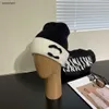 Beanie Tasarımcı Kadın Şapka Kış Kadın Şapkaları Erkekler Cap Marka Mens Örme Kapaklar Moda Kutu 21 Aralık Hi-Q