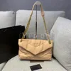 Diseñador Bolso de hombro Damas Crossbody de lujo Cabeza de vaca Sobre Bolsa Mujeres Mujeres Bolso de axila Bolsa de bolsillo de cuero suave Bolsa de teléfono celular