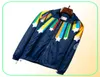 Fashion Men Jacket Coata de viento Viento de manga larga Guente de la chaqueta de viento para hombres impresión de otoño e invierno ropa casual de top asiático Si6459166