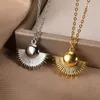 Vintage Sun Aand Moon Pendant Halsband för kvinnor Rostfritt stålkedja Fashion Bohemia Jewelry Presenttillbehör 231221