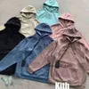 Kith 2023 Yeni Nakış Kith Hoodie Sweatshirts Erkek Kadın Kutu Kutu Kapşonlu Sweatshirt Kalitesi Etiket Etiketi En Favori Yeni Liste En İyi 819 407