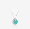 2024 Designer t Family Love Necklace Women's Red Heart Dropping Enamel Blue Collar Double Pendant Emerald