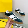 Og Sapatos casuais Gazelle Gazelle Bold Indoor Platform Sneaker Campus 00s Cloud Branco Core Black Goma Baixa Treinadores de couro de camurça de baixo Treinadores de couro veganos