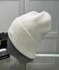 Beanie/Skull Caps Designer Sticked Hat Women's Instagram Trendy Versatile Casual Woolen Hat Autumn and Winter Travel Warm Pullover Hat Men's Fashion F1T7