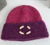 Lettere autunnali e invernali addensate in stile coreano Cappello a maglia con cappello da lana calda femminile di cappelli da berretto a punta di piedi chiuse