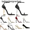 2024 Women Women Luxury Dress Shoes Designer High Heels Patente Couro Dourado Tom Triplo Black Women Lady Fashion Sandals Party Party Womens High Heel