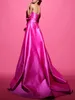 Elegante lange fuchsia satijnen strapless avondjurken met splein zeemeermin mouwloze geplooide sweep trein prom jurk jurken voor vrouwen