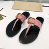 Tasarımcı Kadın Plaj Terlik Klasik G Sandals Yaz Odası Ev Kayıtlı Klip Ayak Tip Flip Flops Seksi Düz Topuk Leydi Terlik Kemer Toka Yumuşak İnek Deri Boyutlar 35-42