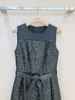 Womens Dress European Fashion Brand Black Crew Neck Sleeveless samlade midjesekvens miniklänning