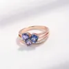 Yezoxaはカラフルな青いTopaz 925 Sterling Silver 14K Rose Gold Plating 3 Stone Ring for Women 5 6 7 8 9 231221