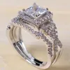 Toda la configuración de pavé profesional joyería 925 plata esterlina zafiro blanco corte princesa diamante simulado boda nupcial mujeres298j