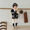 Enfant en bas âge bébé fille tricoté gilet manteau enfants fleurs broderie col en V gilet mode filles vêtements d'extérieur sans manches Cardigan 231220