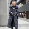 Frauen Trenchcoats Baumwolle Mittellange Winter Mode Schlanke Knielangen Anzug Großen Pelz Kragen Dicke Jacke Trend Frauen