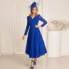 Ny designer Royal Blue Mother of the Bride Dress 2024 V Neck långa ärmar Chiffon Wedding Guest Party klänningar Teen Längd Robe de Soiree