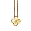 VANTY CLEEFTY High End Clover Necklace for Women Gold Plated 18k Rose Gold Unique Design Gold Beimu Jade Marrow Fashionable och